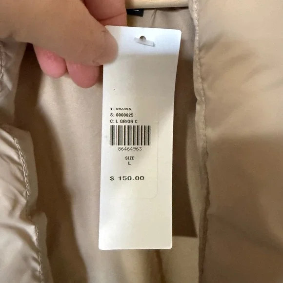 BY DYLN Puffer Vest Tan Quilted Collarless Sleeveless Women's Size L NWT - Picture 5 of 8